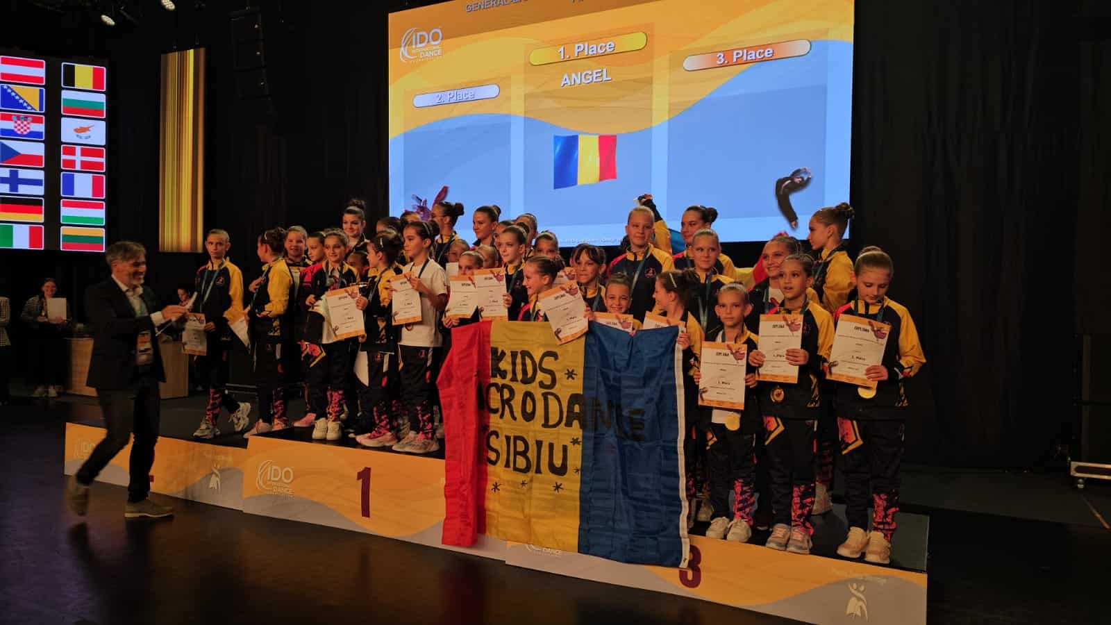 Fetițe din Sibiu, campioane europene la o competiție de dans contemporan (foto)