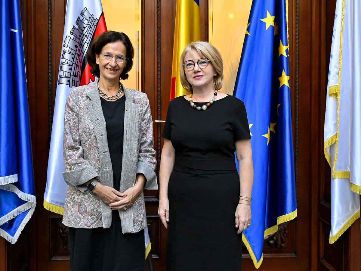 Ambasadorul Austriei în vizită la Sibiu. Discuții cu Astrid Fodor despre economie și cultură (foto)