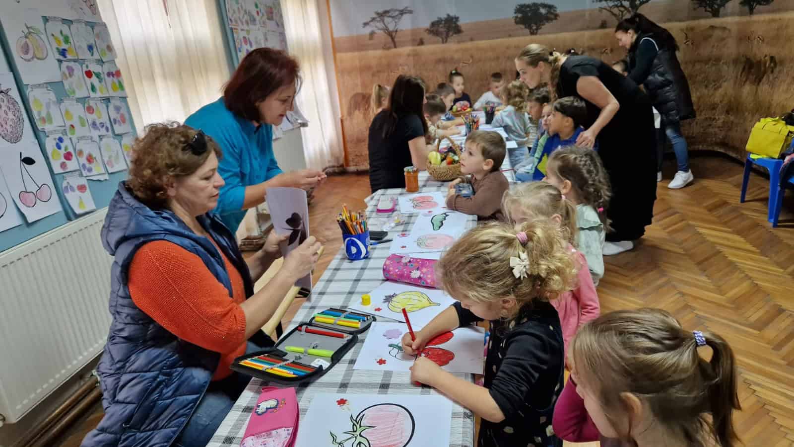 ateliere creative de toamnă. peste 150 de preșcolarii din mediaș au participat la ”cămara bunicii” (foto)