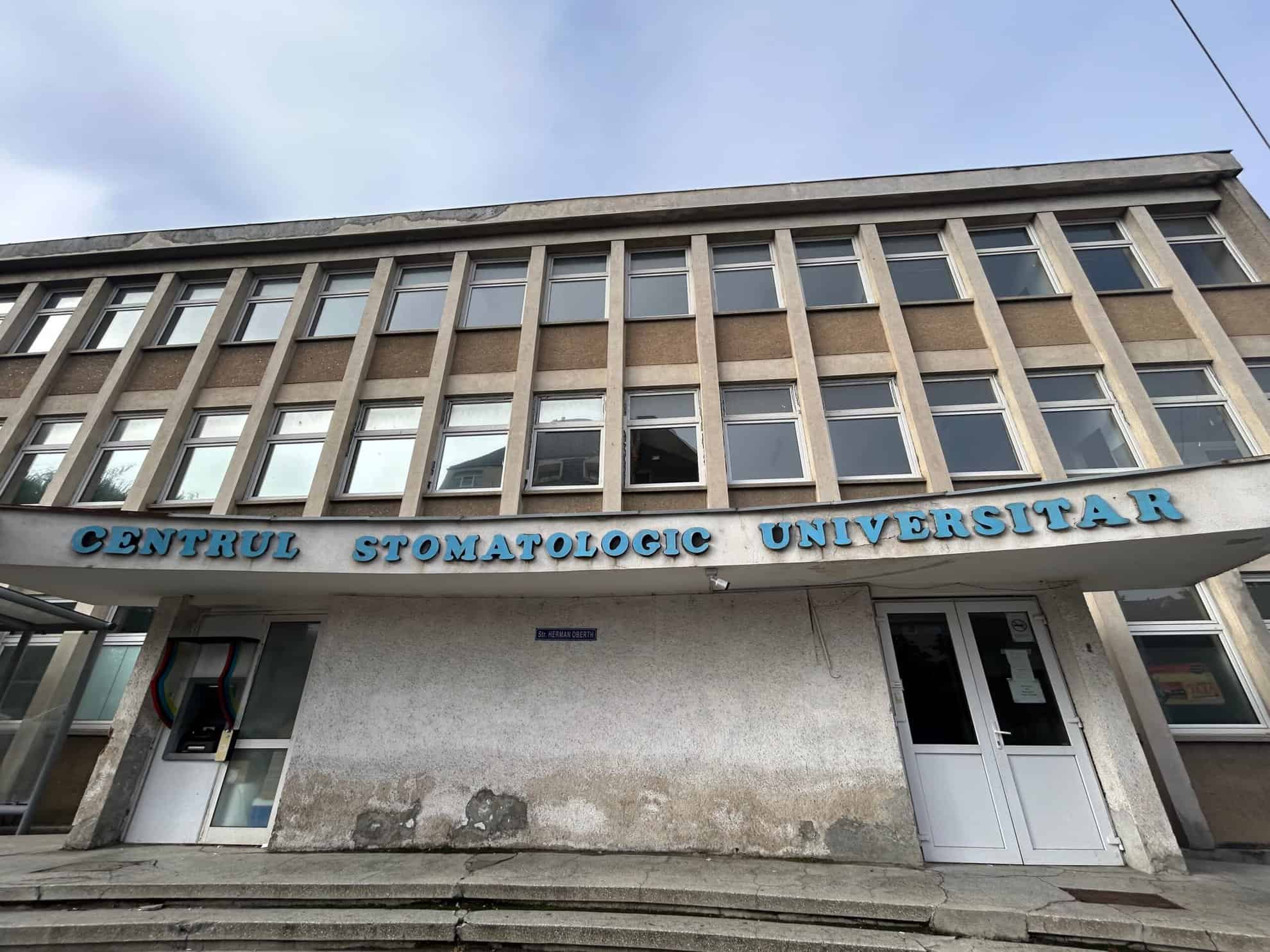 Clădirea Policlinicii de Stomatologie a Spitalului Județean Sibiu, reabilitată și modernizată de Consiliul Județean Sibiu cu o investiție de aproape 10 milioane lei