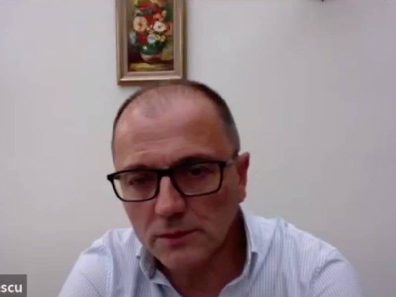 eugen iordănescu dă replică în urma acuzațiilor de abuz ale studenților de la psihologie: „de-a lungul carierei mele m-am asigurat că nici un student nu a promovat fără un minim nivel de pregătire”