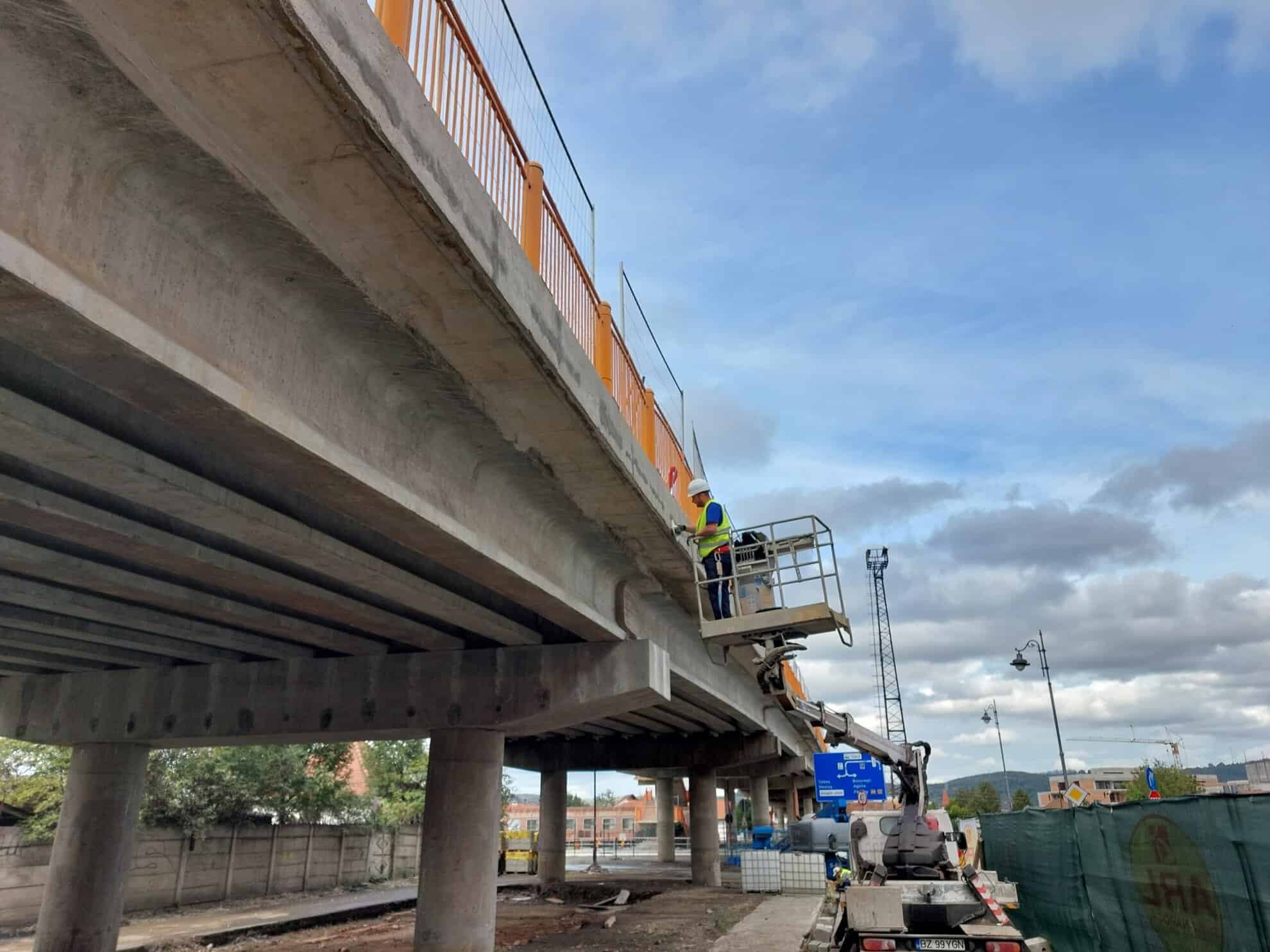 Vineri se redeschide traficul pe Podul Gării. Lucrările vor mai dura o lună (foto)