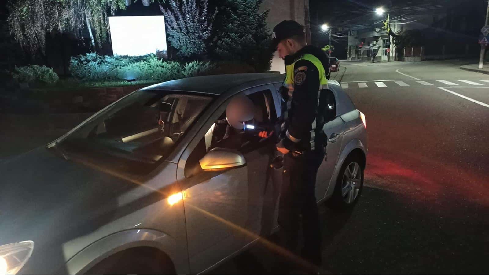 controale în trafic în două localități de pe valea oltului. poliția a verificat toate mașinile (foto video)