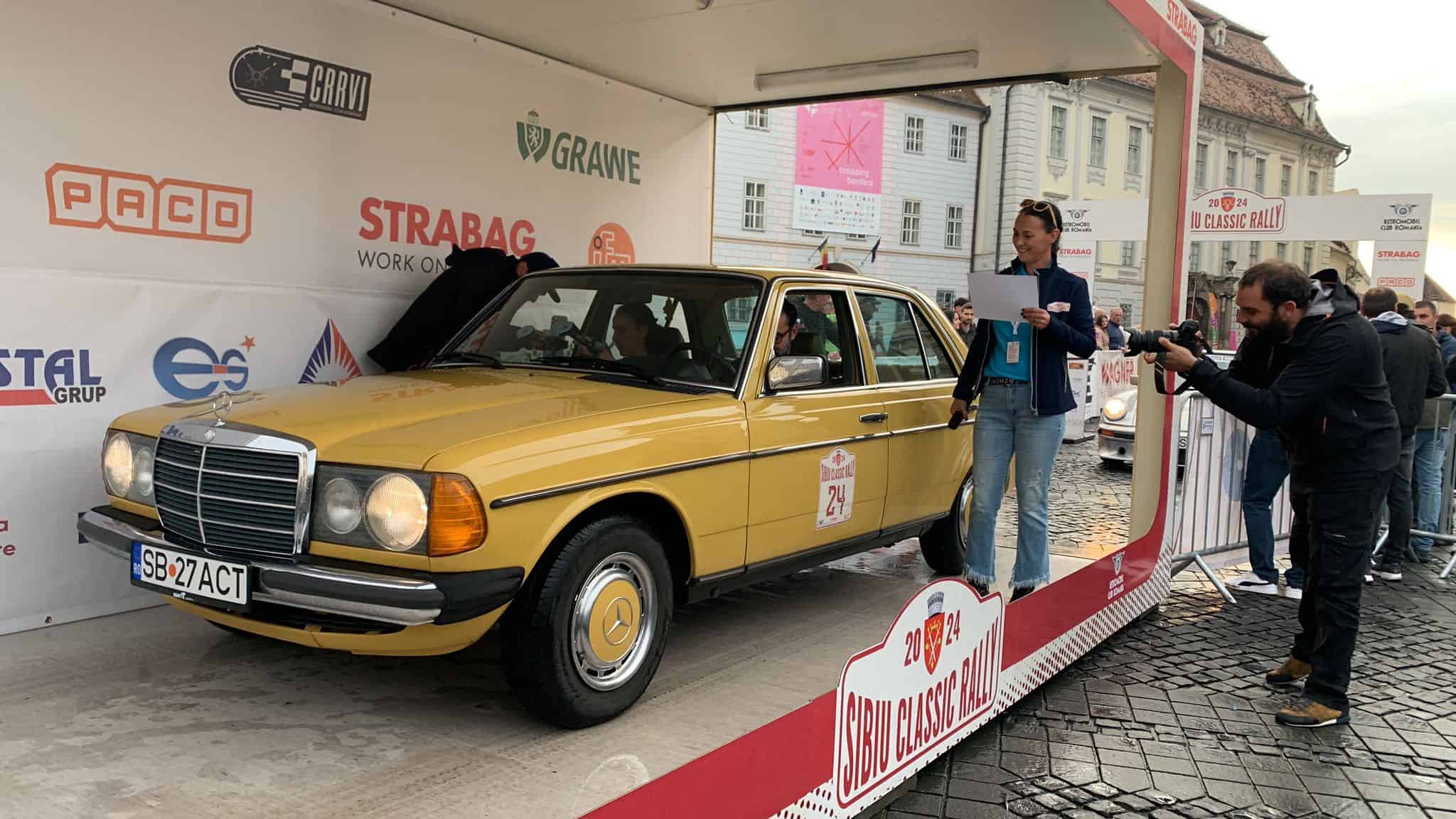 Retro Parada Toamnei de la Sibiu, un eveniment de succes în ciuda vremii capricioase (foto)