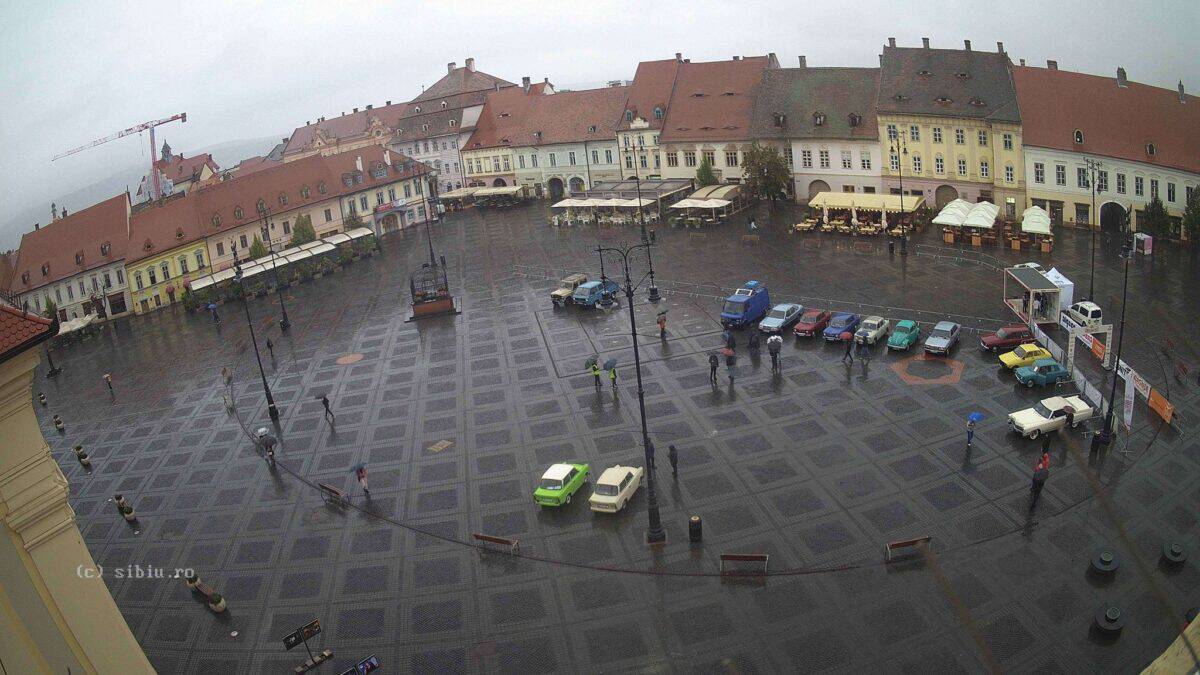 Retro Parada Toamnei din Sibiu, afectată cumplit de ploaie