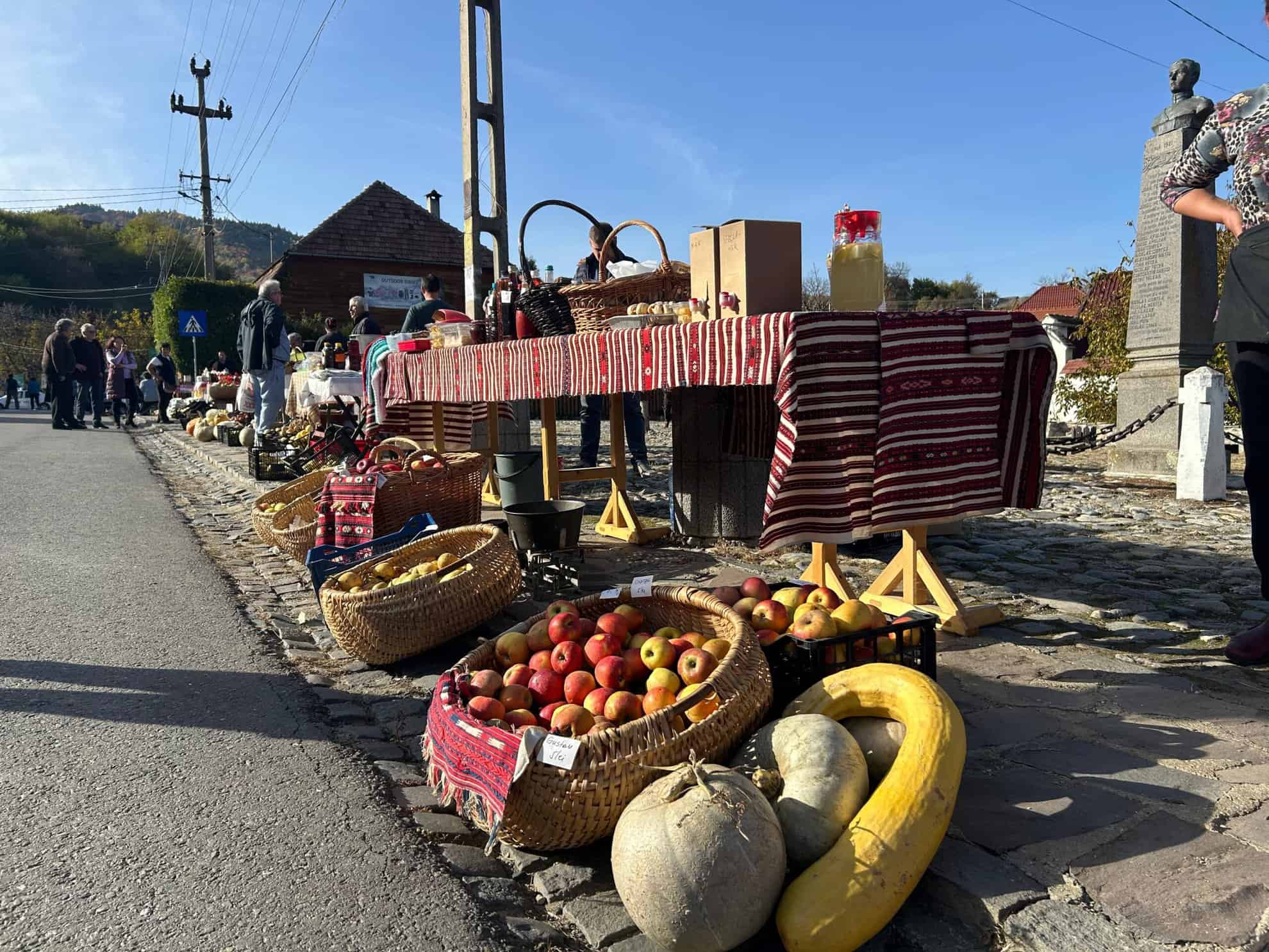 târgul de mere de la sibiel cu soiuri vechi de peste 200 de ani (galerie foto)