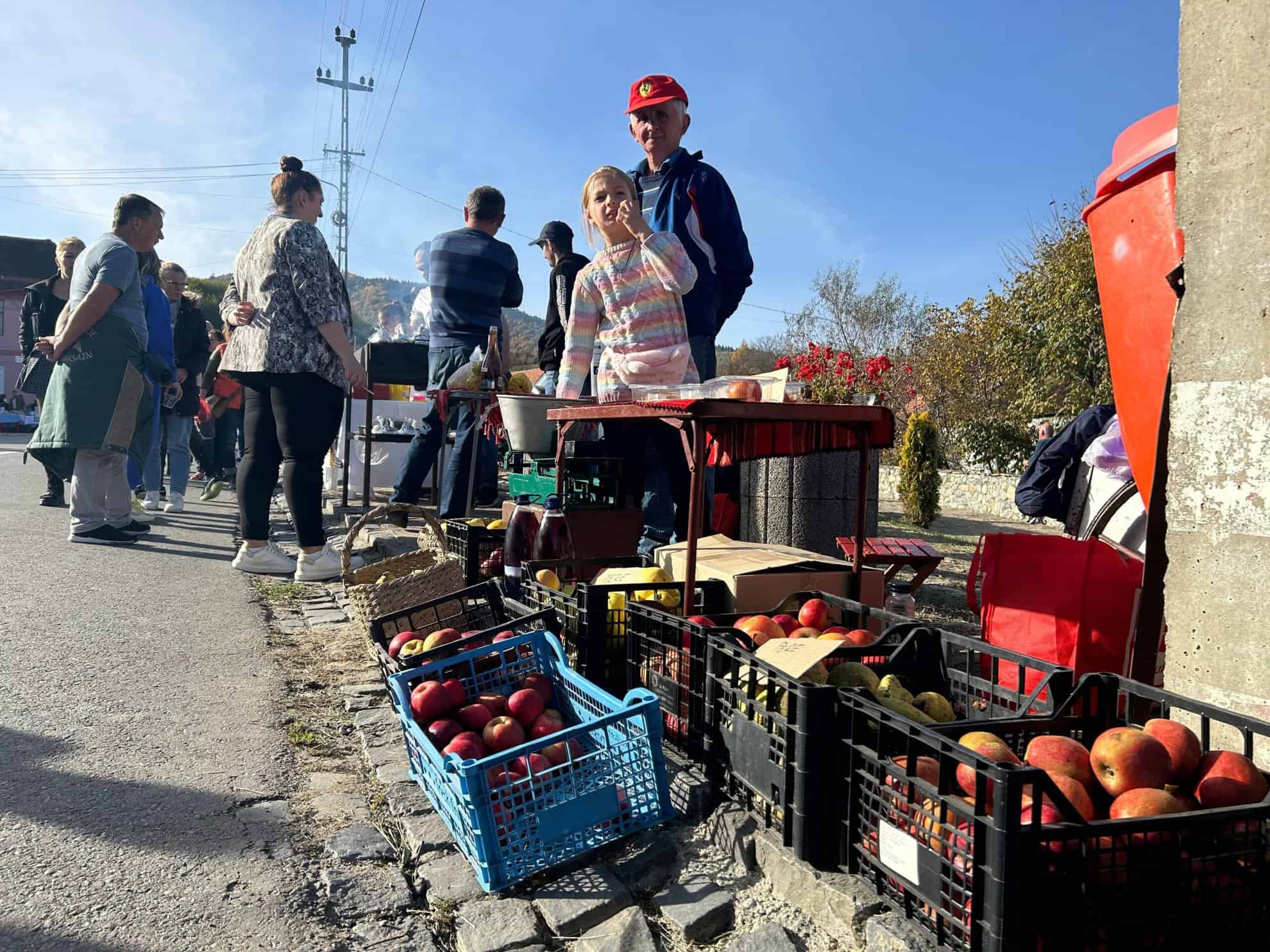 târgul de mere de la sibiel cu soiuri vechi de peste 200 de ani (galerie foto)