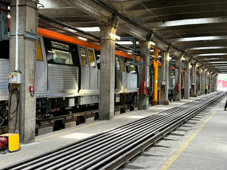 Un metrou nou nouț, botezat cu numele Sibiu. Vine din Brazilia (foto)