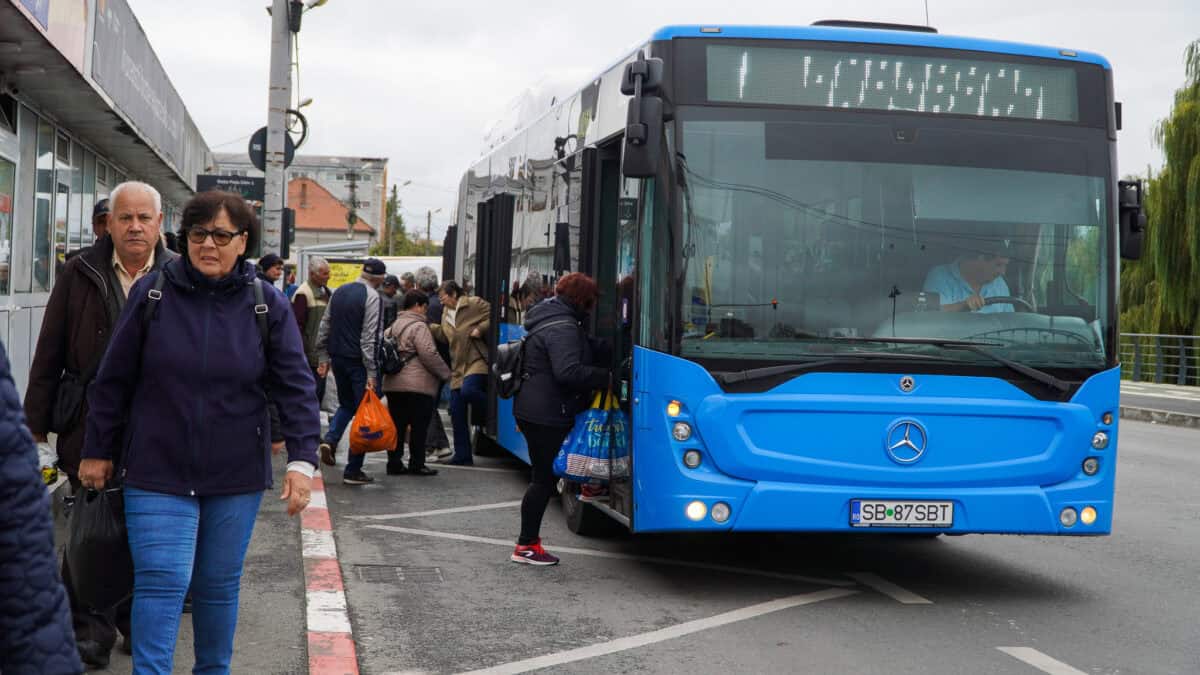 Programul autobuzelor Tursib de sărbători. Unele nu circulă