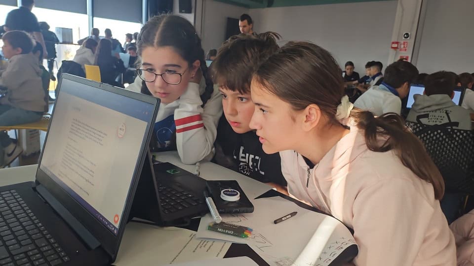 elevii de la i. l. caragiale sibiu au triumfat la concursul de competențe digitale