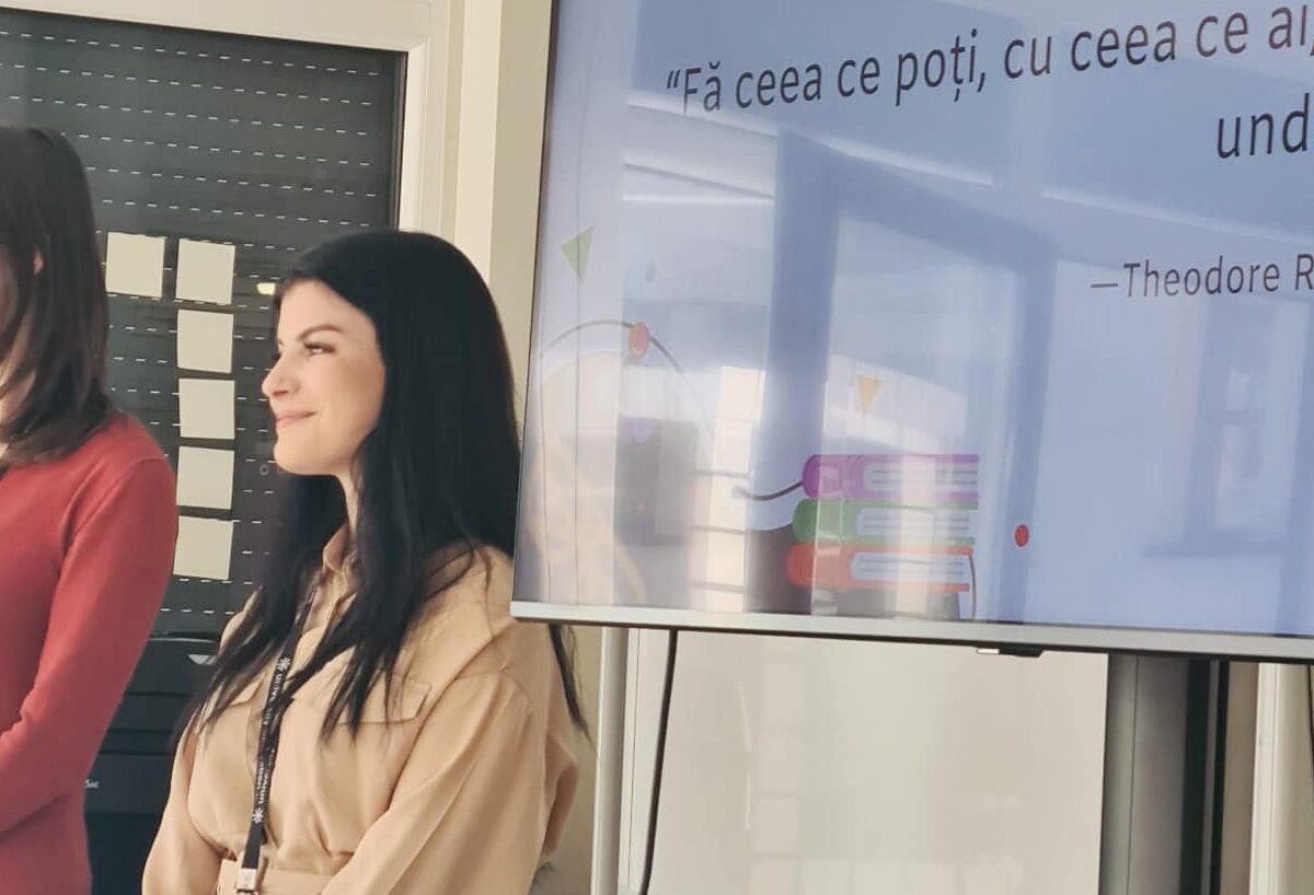 două studente de la sibiu, absolvente al unui program de mentorat la o celebră universitate din statele unite ale americii