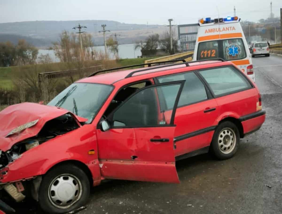 trei răniți în urma unui accident produs la ieșire din sibiu spre agnita (foto)