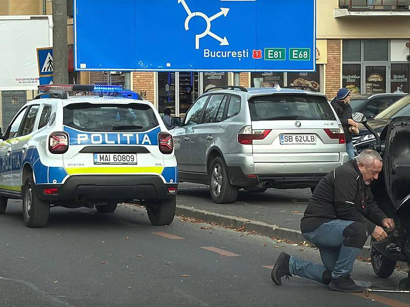 accident pe calea dumbrăvii. biciclist lovit de o șoferiță neatentă (video foto)