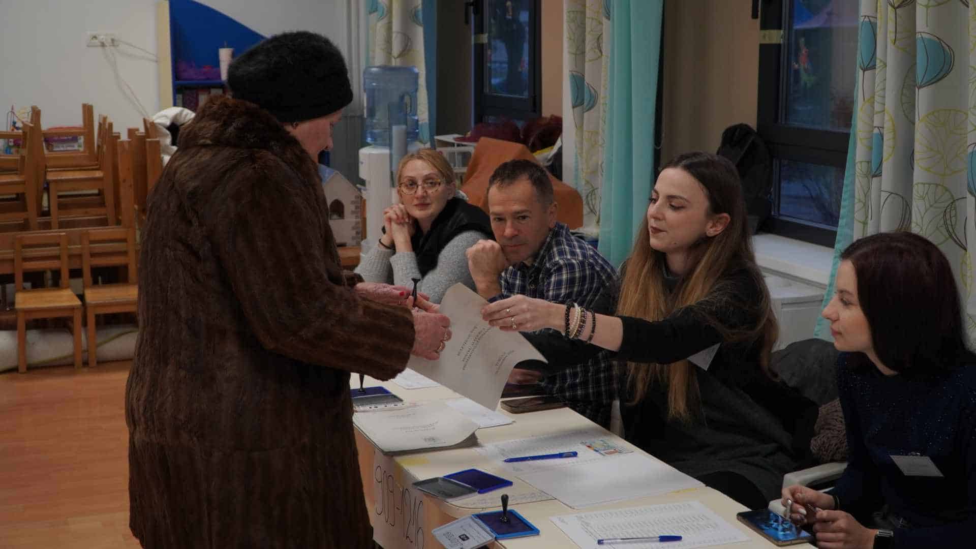 Alegeri parlamentare 2024 Unde și cum poți vota dacă ești în țară sau