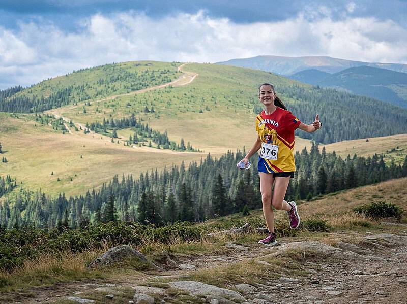 povestea studentei de la aft sibiu care a alergat la celebrul maraton de 42 de kilometri de la atena. alexandra: „îmi doresc să îmi dobor limitele” (foto)