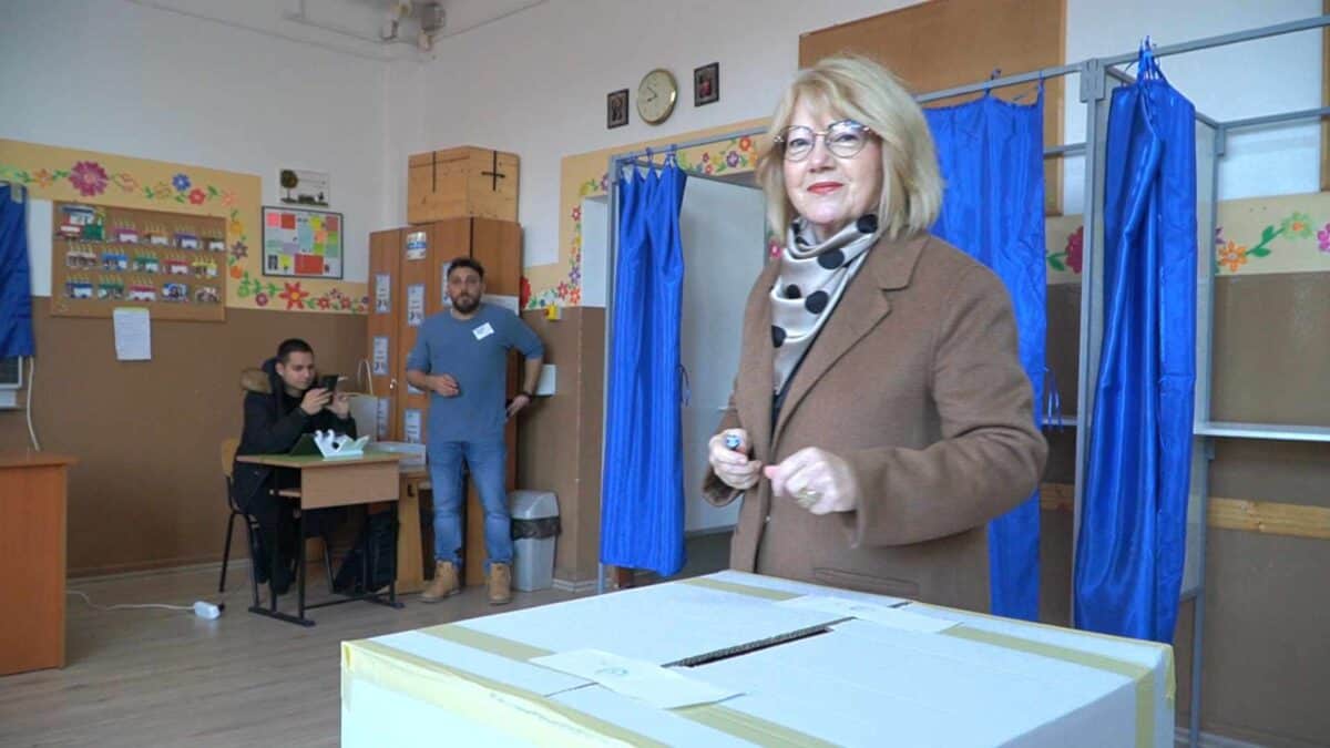 exclusiv primarul sibiului a fost la vot. astrid fodor: „am luat decizia cea mai înțeleaptă” (video)