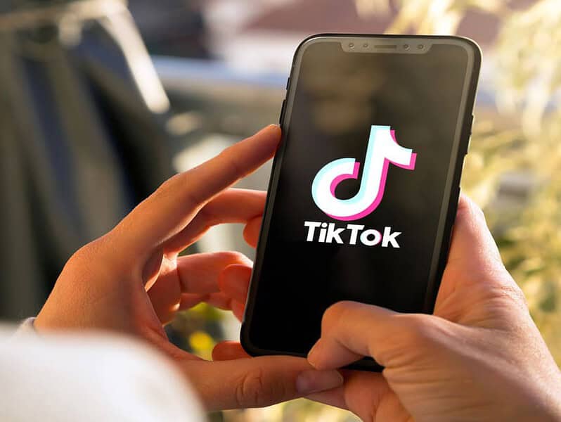 cna reclamă tik tok la comisia europeană. acuzații grave la adresa rețelei de socializare