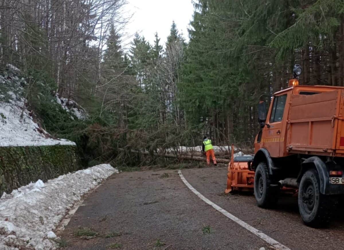 transfăgărășanul și bâlea lac, de evitat. drum blocat și probleme la telecabină (video)