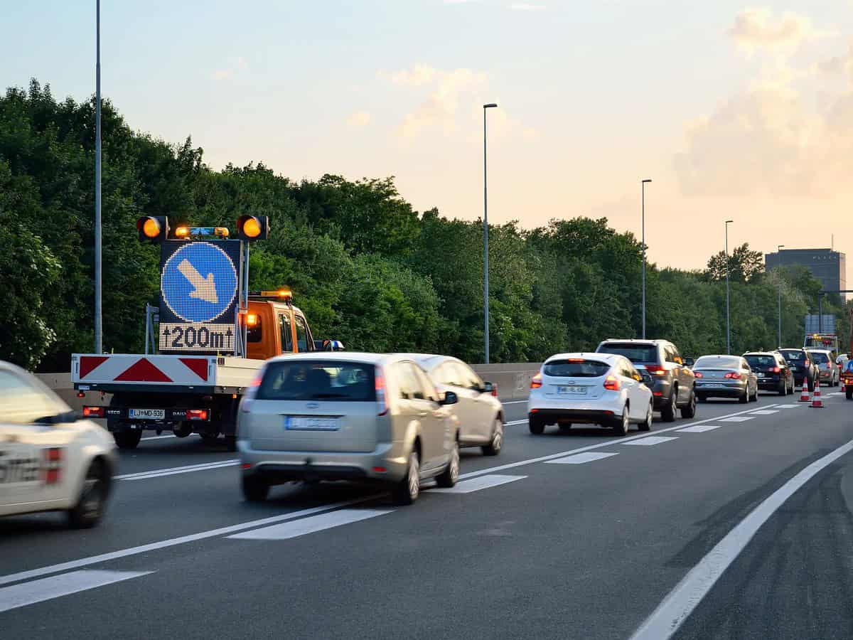 panouri de avertizare pentru autostrăzile din românia, la fel ca în vestul europei