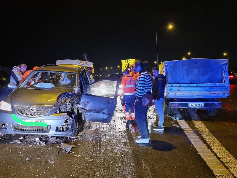 Accident cu 2 răniți pe breteaua de acces pe autostrada A1 la Sibiu provocat de un șofer kamikaze