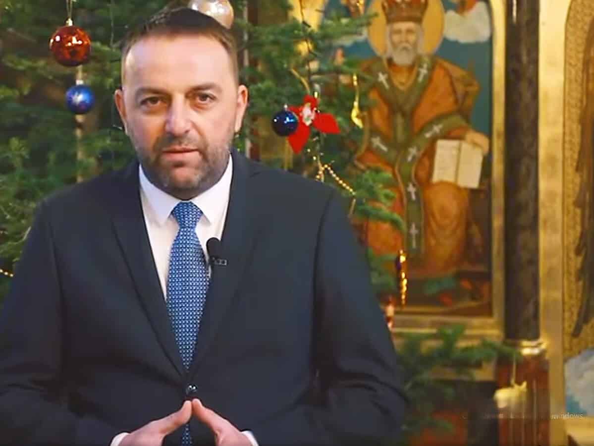 Mesajul primarului comunei Șelimbăr cu ocazia Crăciunului și Anului Nou. ”Privim către 2025 cu credință” (video)