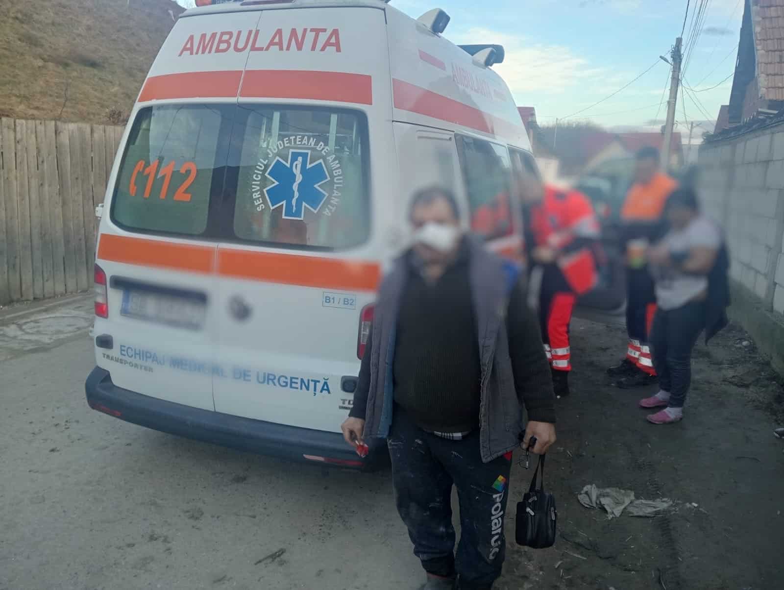 Scandal de telenovelă la Cașolț. Presupuși amanți incolțiți de rudele soțului înșelat (foto, video)