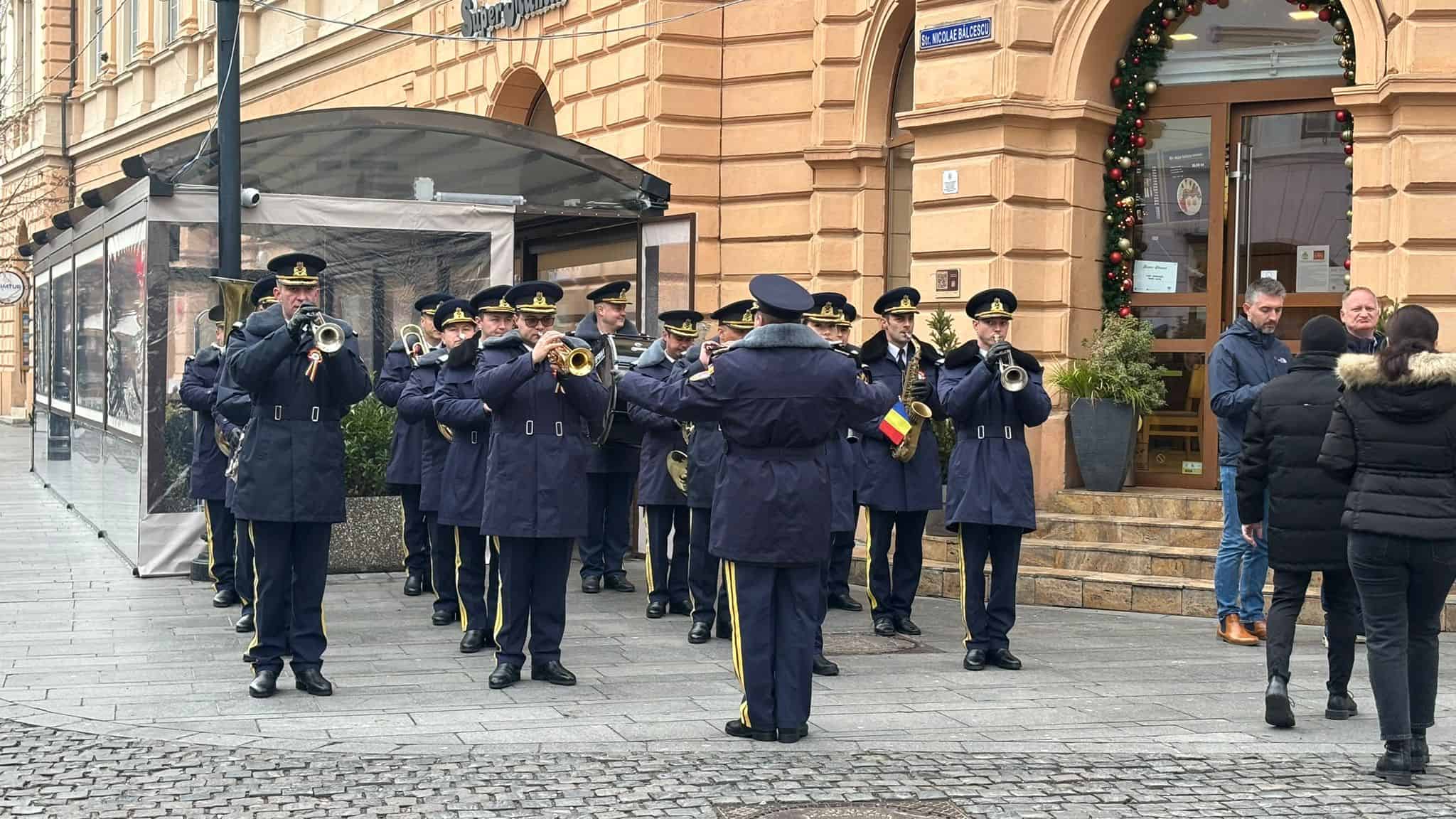 Ceremonie de Ziua Națională la Sibiu. Depuneri de coroane în locul paradei militare (foto video)