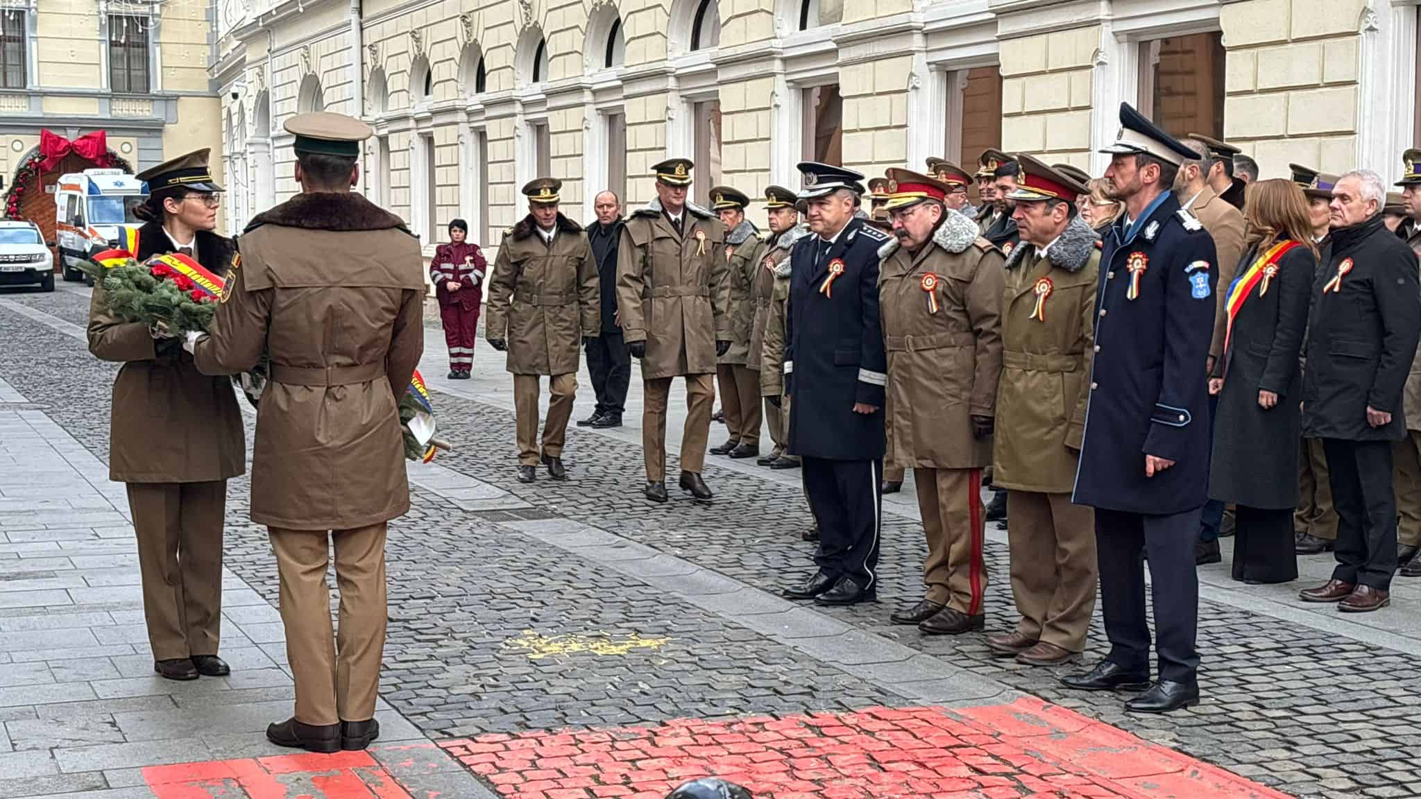 Ceremonie de Ziua Națională la Sibiu. Depuneri de coroane în locul paradei militare (foto video)