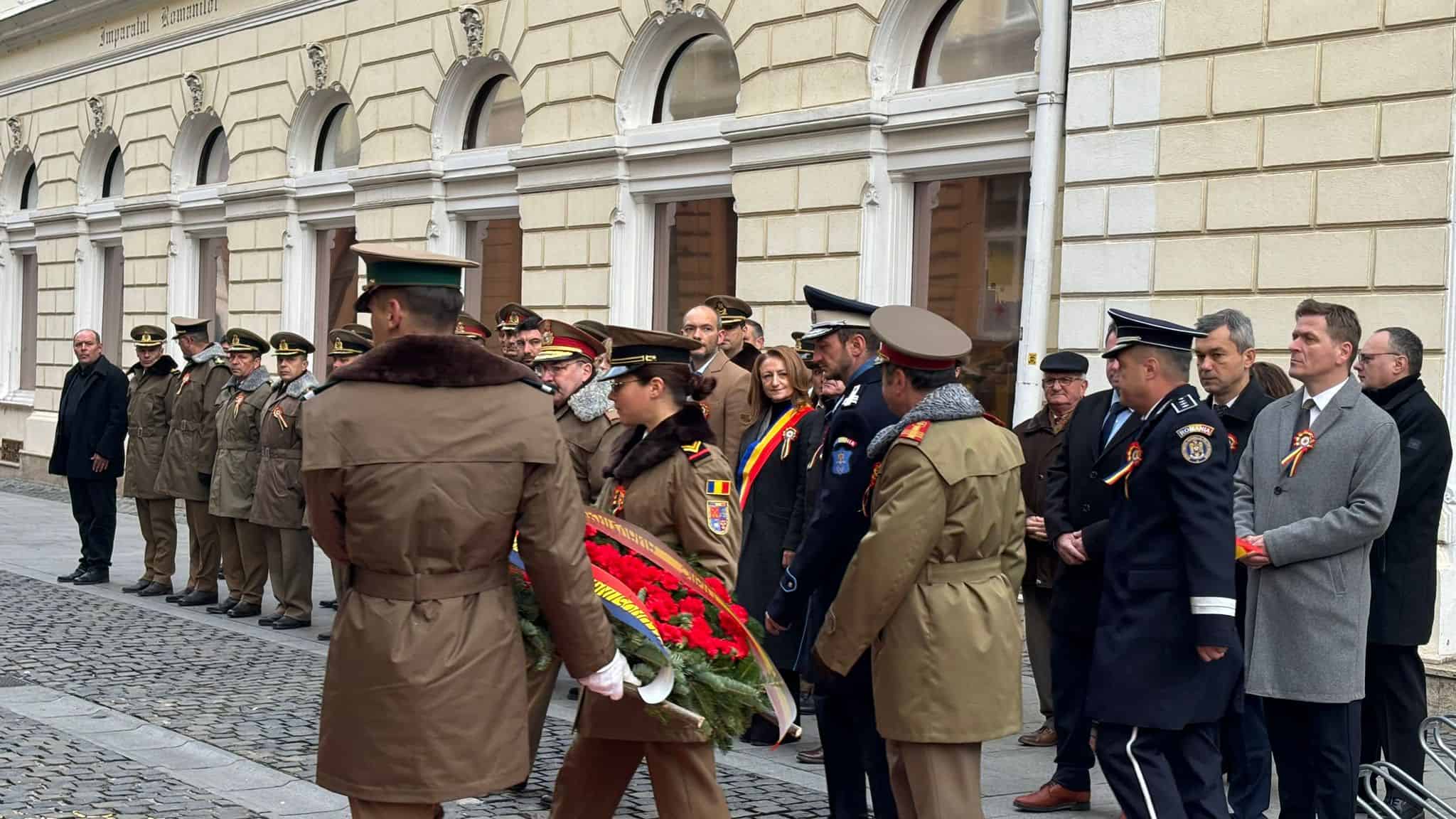 Ceremonie de Ziua Națională la Sibiu. Depuneri de coroane în locul paradei militare (foto video)