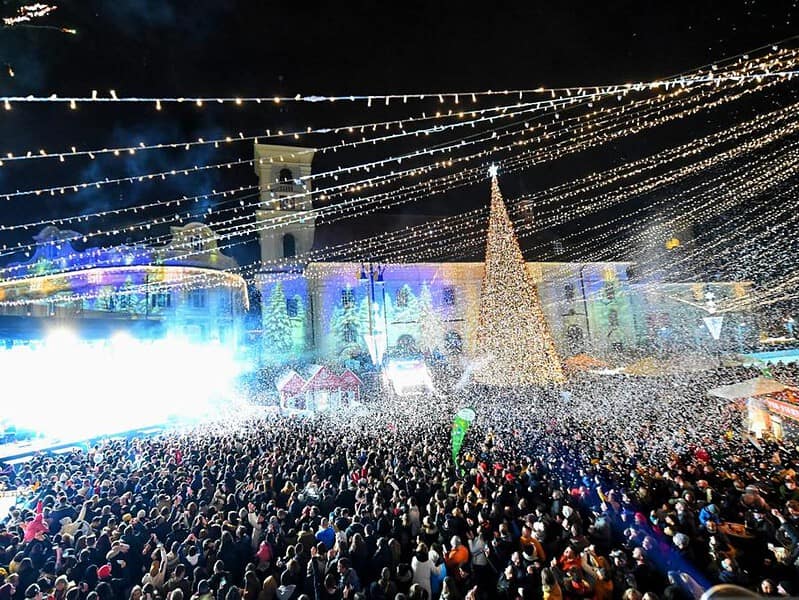 Fără foc de artificii de Revelion la Sibiu. Se pot vedea în schimb la Cluj, Brașov sau Mediaș