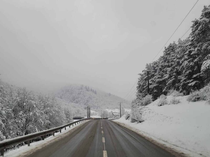 Avertizare meteo. Ninsori și strat de nou de zăpadă în zonele montane