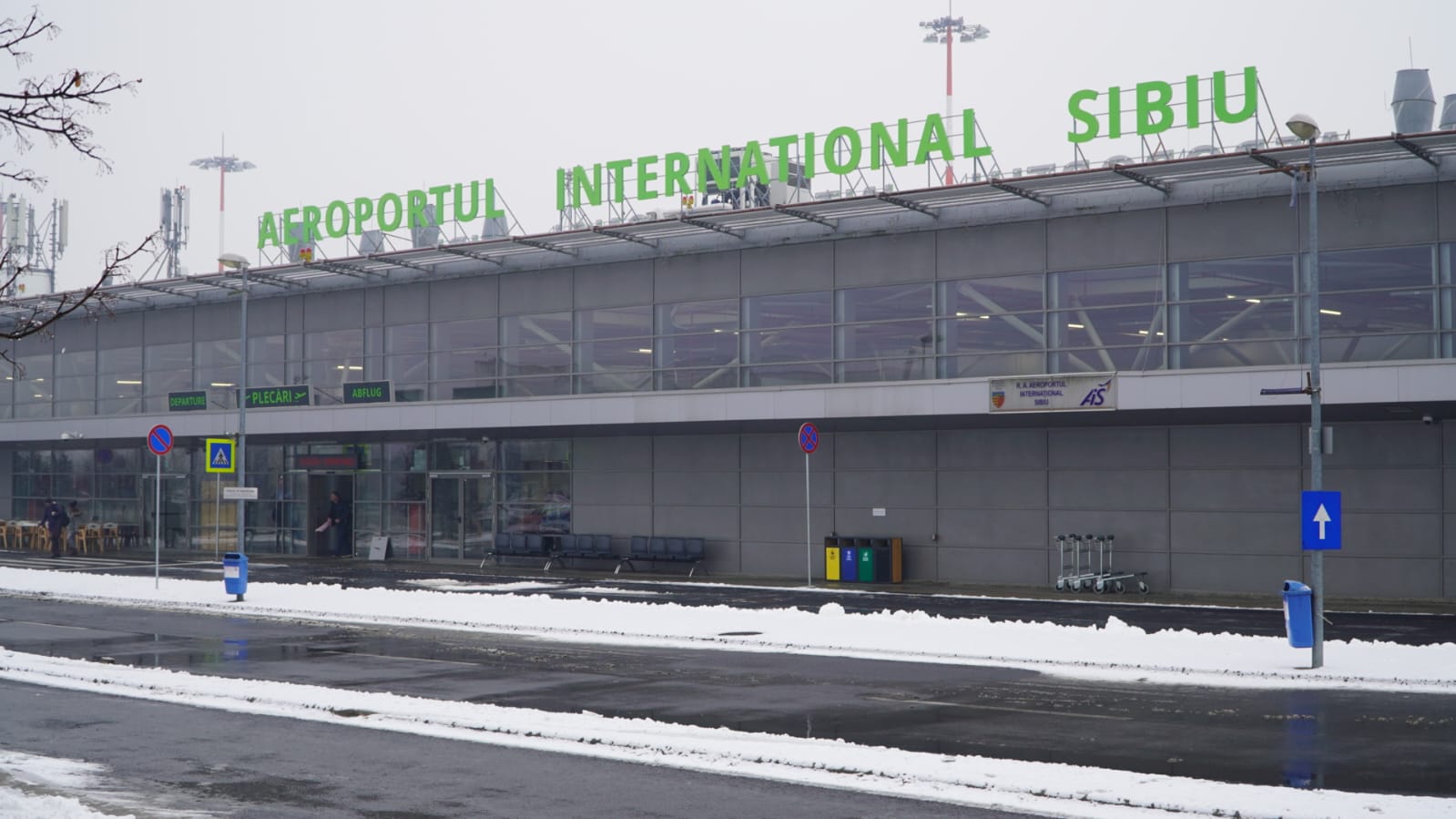 Zboruri noi și pasageri mai mulți pe Aeroportul din Sibiu. Director: „Anul 2026 ar trebui să fie unul record”