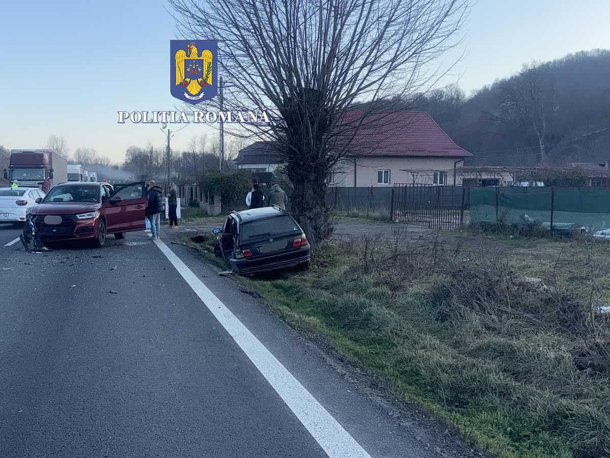 Accident între două mașini pe DN7 între Rm. Vâlcea și Sibiu