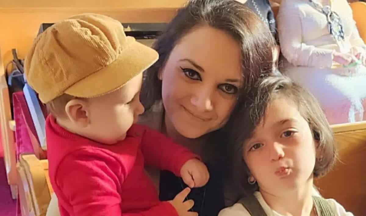 Drama unei sibience stabilită lângă Los Angeles. Ioana și-a luat familia și a fugit din calea incendiilor