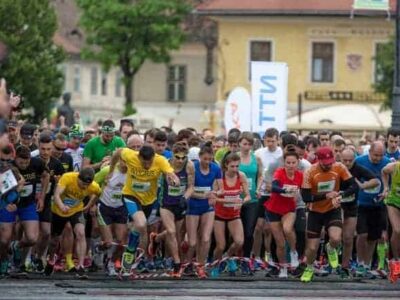 Calendarul competițiilor de alergare din Sibiu prezentat la Târgul Internațional de Turism din Madrid