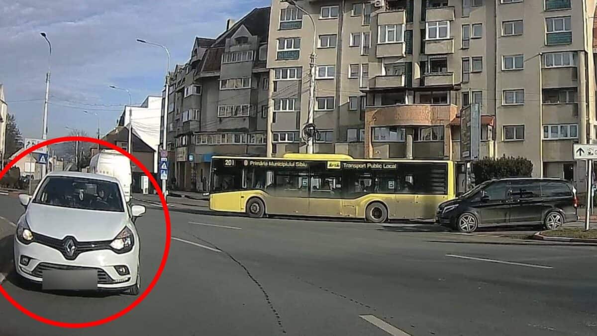 Inconștiență la volan în Sibiu. Un șofer merge pe contrasens în sensul giratoriu (video)