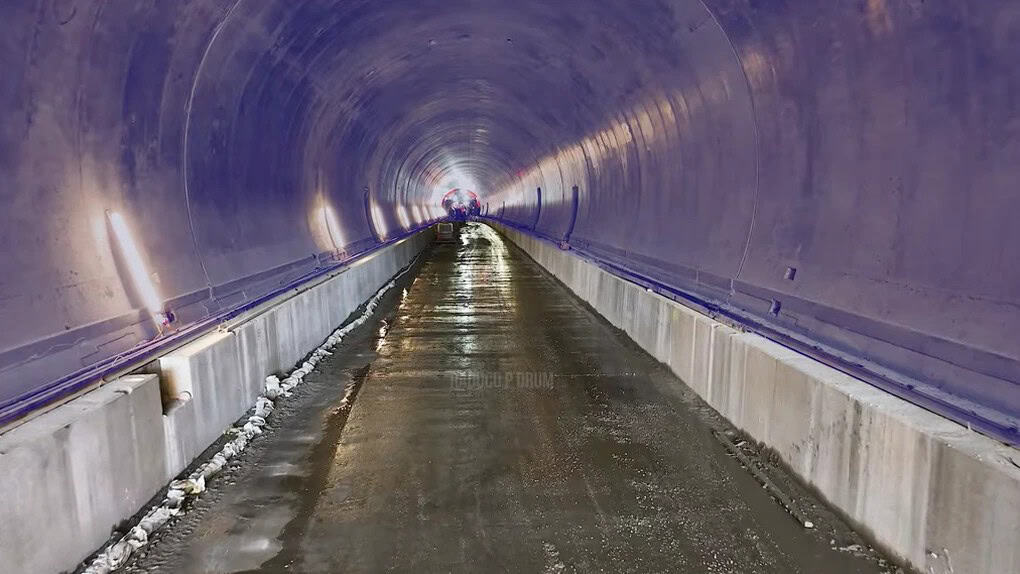 Lucrări avansate la tunelurile ”gemene” de pe autostrada Sibiu - Pitești. Când se preconizează că vor fi gata (video)