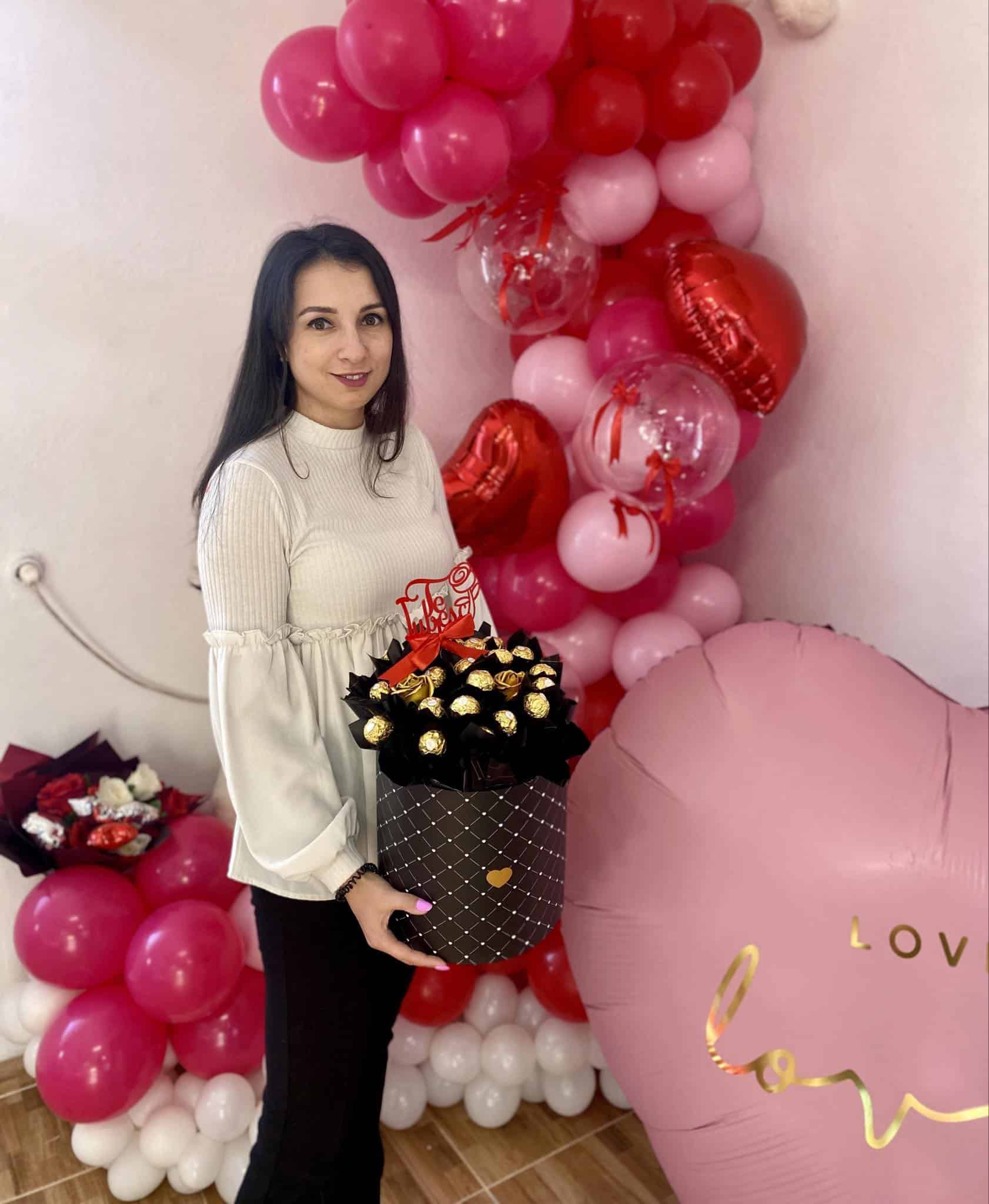 Cât costă iubirea în flori? Buchetul de 1.550 de lei, vedeta ofertelor de Valentine’s Day în Sibiu (foto)