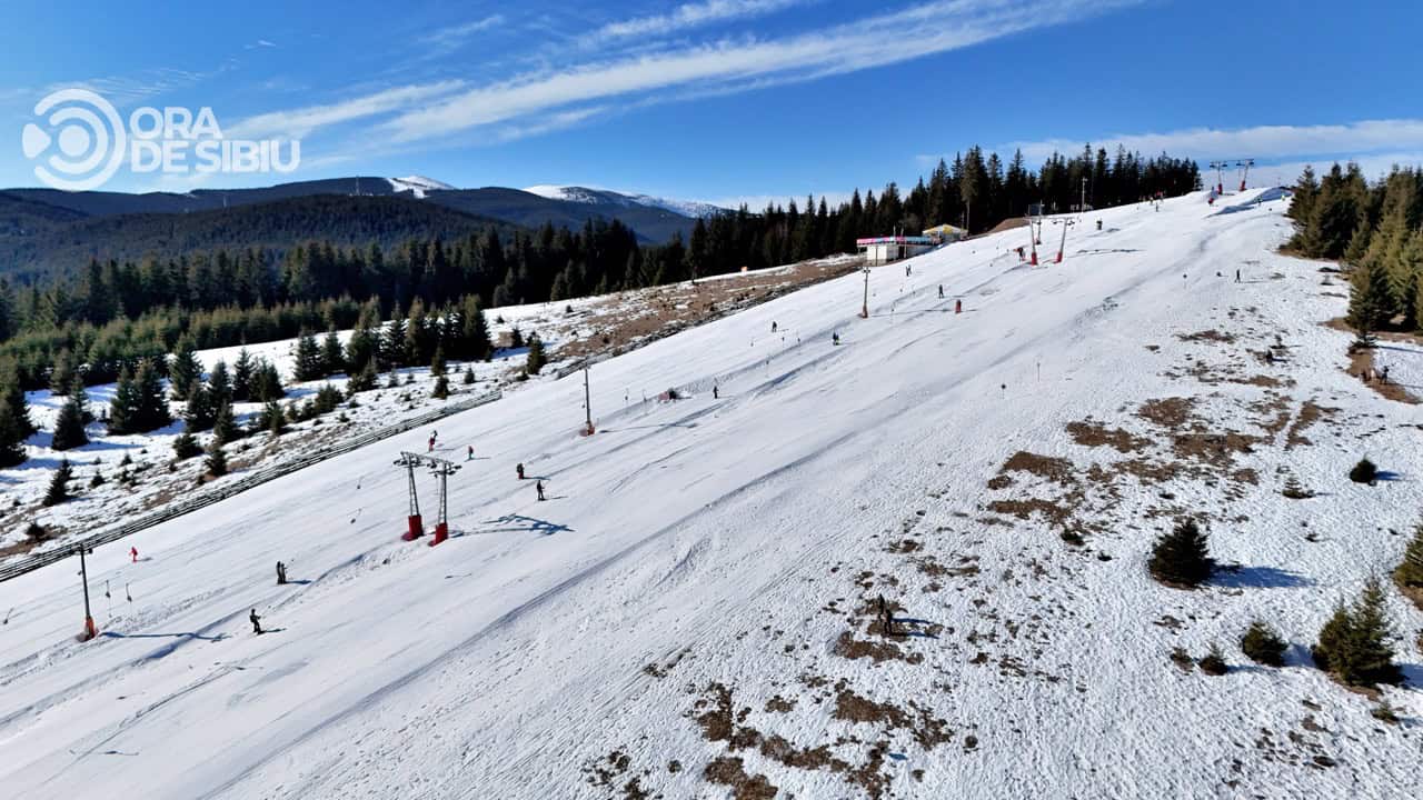 Starea pârtiilor la Păltiniș: Excelente, cu infrastructură slabă la Oncești și prețuri mai mari ca-n Austria la skipass VIDEO