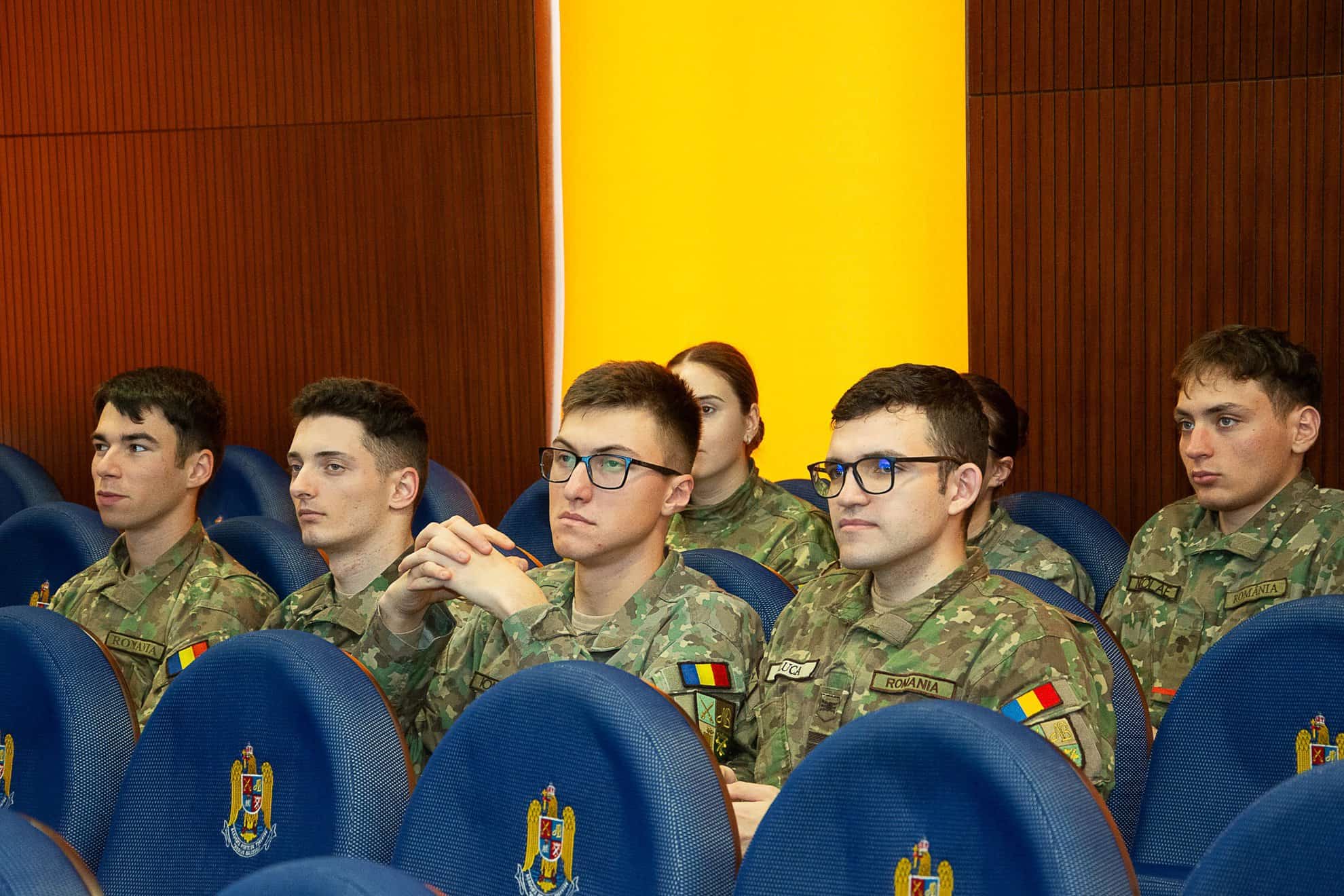 Studenții AFT Sibiu în dialog cu un locotenent francez despre cariera militară internațională (foto)